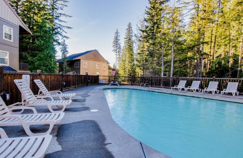 Government Camp House | Mountain townhome with pool, sauna, private balcony, fireplace, & W/D