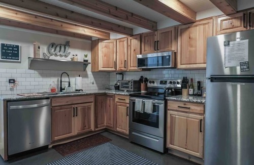 Fletcher House | Mountain View Near Asheville | Extended Stay