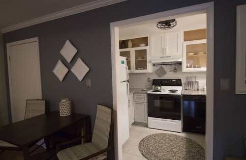 Candler Apartment | Mtn Views near Asheville with outdoor in-ground pool