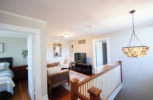 Cambridge House | Multi-home Waterfront Eastern Shore Retreat with 80+ acres to yourself