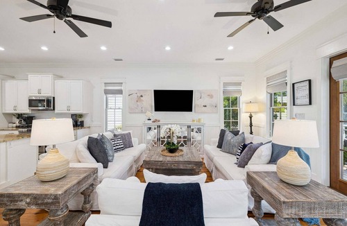 Santa Rosa Beach House | 🌊 Multiple Pools | Pickleball | Bikes | Close to Seaside | NatureWalk 🌴