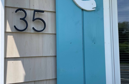 Narragansett House | Narragansett Beach Cottage 900ft from the Beach!
