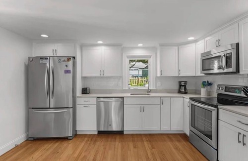 Saunderstown House | Narragansett Beach House - Across from Narrow River