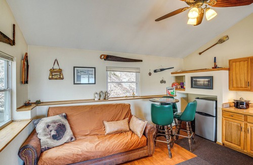 Campbellsport House | Near Hiking: Lakefront Getaway in Campbellsport!