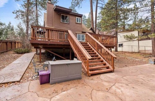 Patton Cabin | NEW Listing Beary Relaxing Retreat