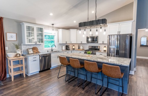 Lake Shangrila House | New Modern and Cozy 3BR Lake Home with Indoor Fireplace