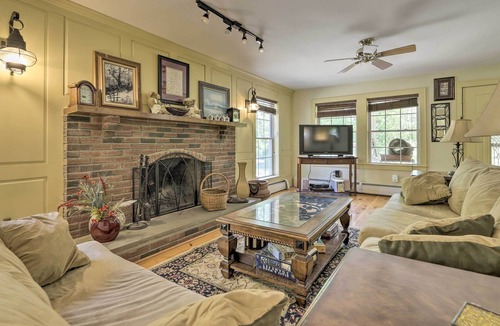 Pomfret House | NEW! Vast Vintage-Style Home, 1/2 Mi to State Park