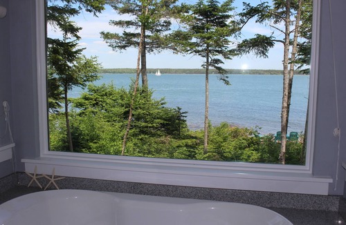 Corea House | Newer Waterfront Home for your Relaxing Enjoyment
