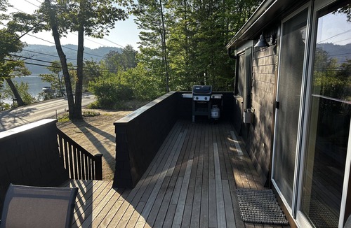 Bristol Cottage | Newfound Lake, Bristol NH Lakefront Cottage