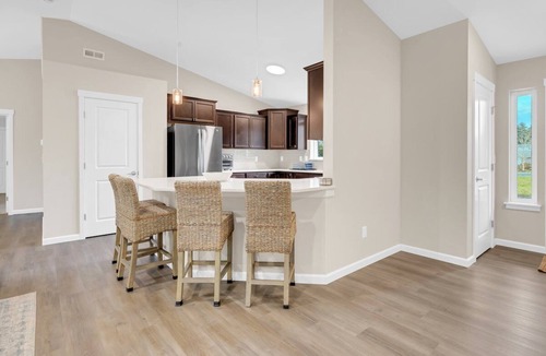Nehalem House | Newly Built, Bright, Quiet, and Spacious Nehalem Home
