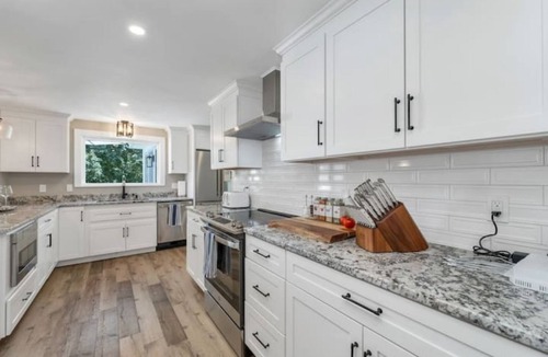 Wolfeboro House | NEWLY REMODELED N Main St. Close to TOWN and LAKE WINNIPESAUKEE