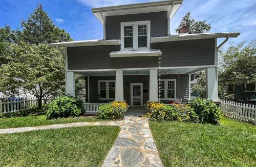 West Side Historic District House | North Whitted Escape