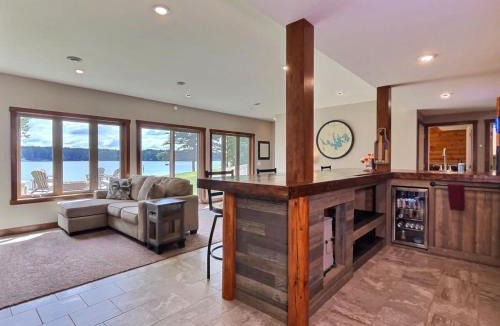 Tomahawk House | Northwoods WI 6BR Lakefront Cabin Retreat on Lake Nokomis - Minnohawk Lodge