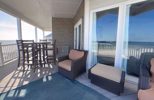 Chivas Bluff Apartment | Ocean Air Upper East Private Beach unit on 30A (BEACHFRONT)