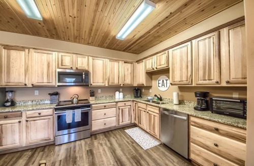 Gruene Condo | OMA13A14 Gruene Bungalow at Old Mills Resort