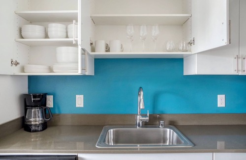 West Woodland Apartment | Open Ballard Studio w/Lounge & W/D, nr Dining & Bars, by Blueground