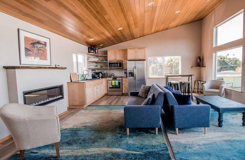 Waldport House | Osprey