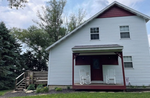 Brookston House | Our farmhouse only 8 miles from Luke Bryan concert venue for September 19!