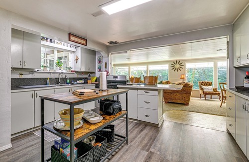 Galice Cottage | Outdoor Adventure: Tranquil Creekside Retreat