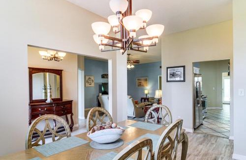 Ono Island House | Outdoor Oasis: Group Getaway in Pensacola!