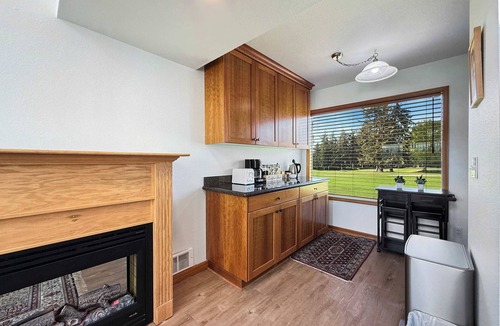 Sequim Apartment | Overlooks Golf Course, Mountain View, Fireplace