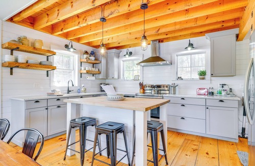 Tinmouth House | Paddle, Swim & Hike: Family Lake House in Vermont