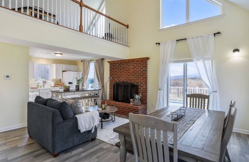 Sperryville House | Pano Views! Old Hollow Estate Horse Farm