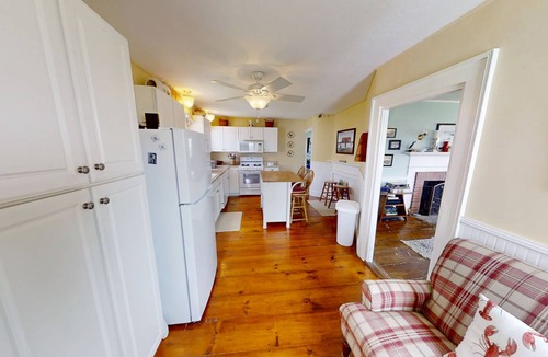 Mid-Coast and Islands House | Panoramic ocean views from sunrise to sunset!