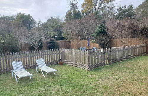 South Pensacola House | Parrot House Pensacola. Stand alone home perfect for families.