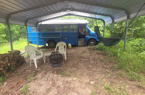 Mammoth Spring House | Peaceful 1-bedroom caravan with AC in Mammoth Spring.