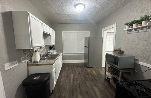 Cleveland House | Peaceful 2-bedroom house with AC in welcoming Cleveland