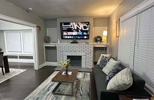 Cleveland House | Peaceful 2-bedroom house with AC in welcoming Cleveland