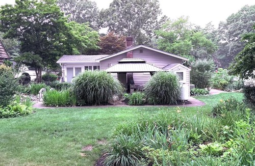 Coram Apartment | Peaceful 3BR Garden Cottage - Long Island Escape