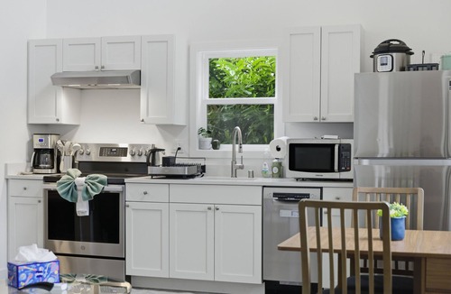 Central District House | Peaceful Central District Retreat 3 bdrm, patio