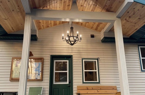 Two Rivers Cottage | Peaceful Cottage on Lake Michigan