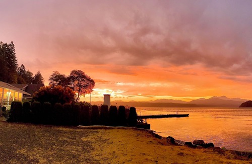 Union Cottage | Peaceful Hood Canal Cottage with Water Views Near Alderbrook Resort