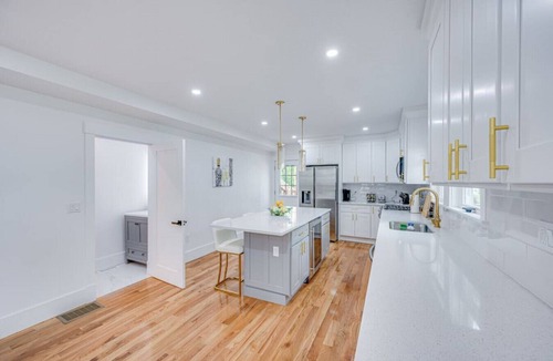 Milton House | Peaceful Milton Getaway- Trails & City Nearby