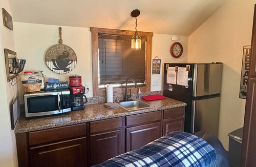 Estes Park Apartment | Peaceful Mountain Retreat! Hot Tub Stargazing & Epic Lumpy Ridge Views!