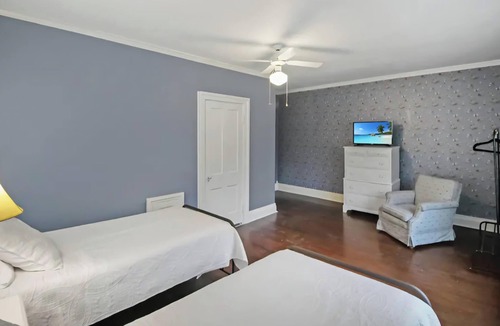 Westfield Bed & Breakfast | Peaceful One-Bedroom Stay at YWCA - Two Twin Beds in Beautiful Westfield, NY