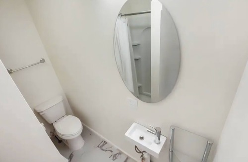 Westfield Bed & Breakfast | Peaceful One-Bedroom Stay at YWCA - Two Twin Beds in Beautiful Westfield, NY