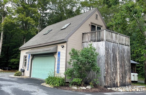 Dunbarton Apartment | Peaceful, private get away on 15 acres. So much to do in Dunbarton NH!