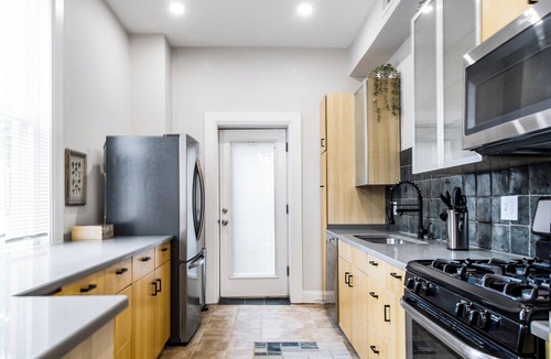 Eckington House | Pearl Light - 10min Walk to Union Market, 2mi to Capitol – 3BR/3BA w/Parking