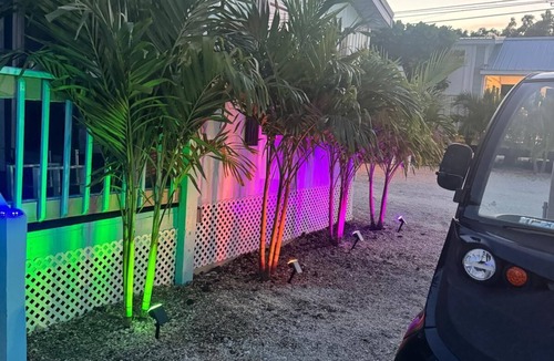 Key Largo Village House | Perfect 1-bedroom mobile home in Key Largo for your getaway