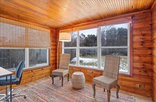 Rochester House | Perfect 2-bedroom house in Rochester walking distance to UofR and hospitals