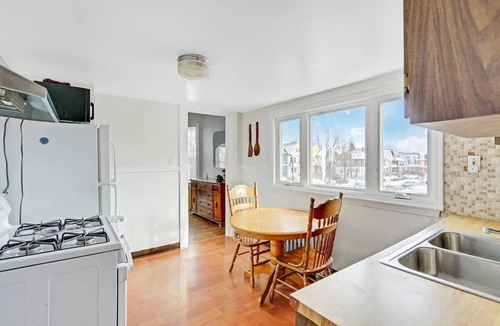 Front Park House | Perfect Private Getaway in the Heart of Buffalo!