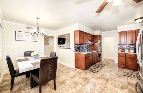 Southwestern Sacramento House | Perfect Private Sacramento Retreat Near Downtown!