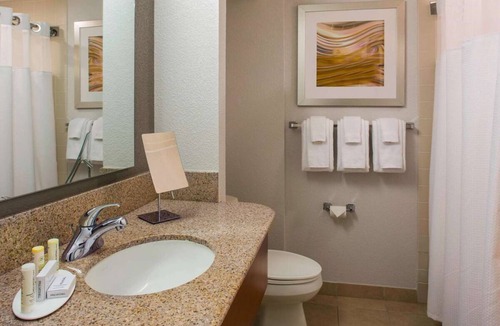 South Lowell Hotel | Perfect Stay to Relax in a Junior Suite!
