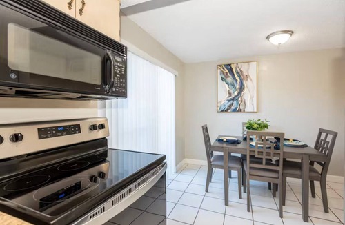 South Daytona House | Perfect Town House By The Beach!