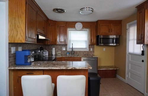 New Britain House | Pet-Friendly 3BR w/King Bed Near Parks & Museum