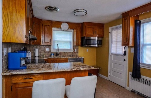 New Britain House | Pet-Friendly 3BR w/King Bed Near Parks & Museum